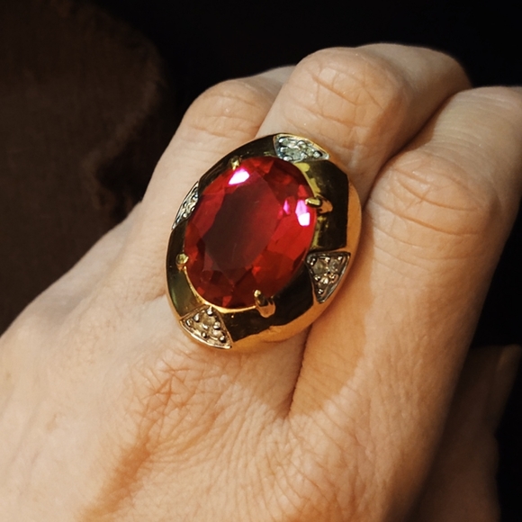 Vintage 1980s Oversized Gold, Ruby & Diamond Cocktail Ring-7 - Picture 7 of 7